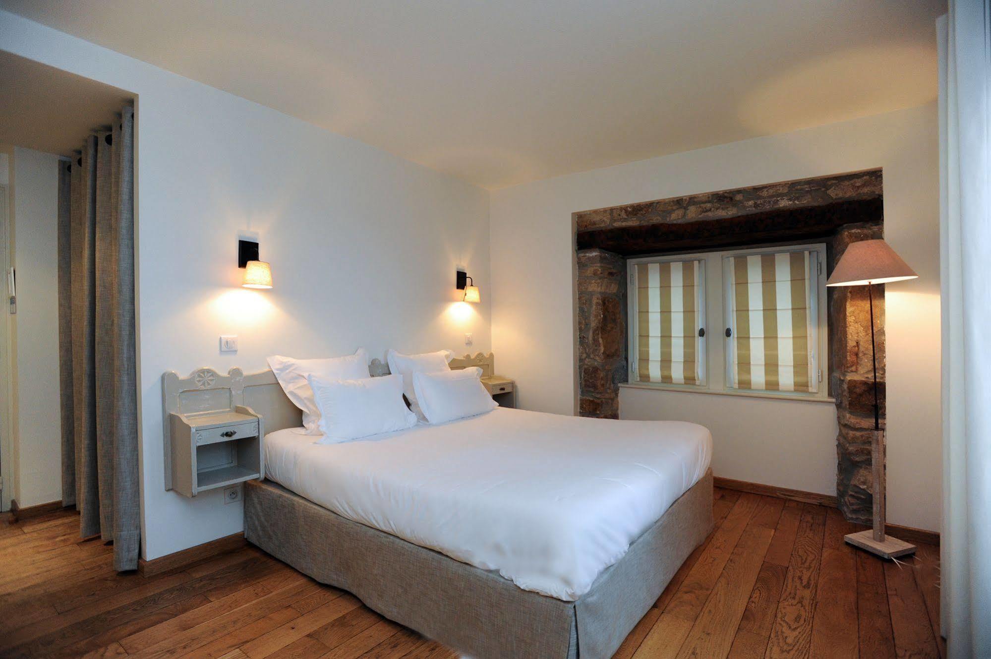 Hotel La Maison Oppoca Aïnhoa Esterno foto