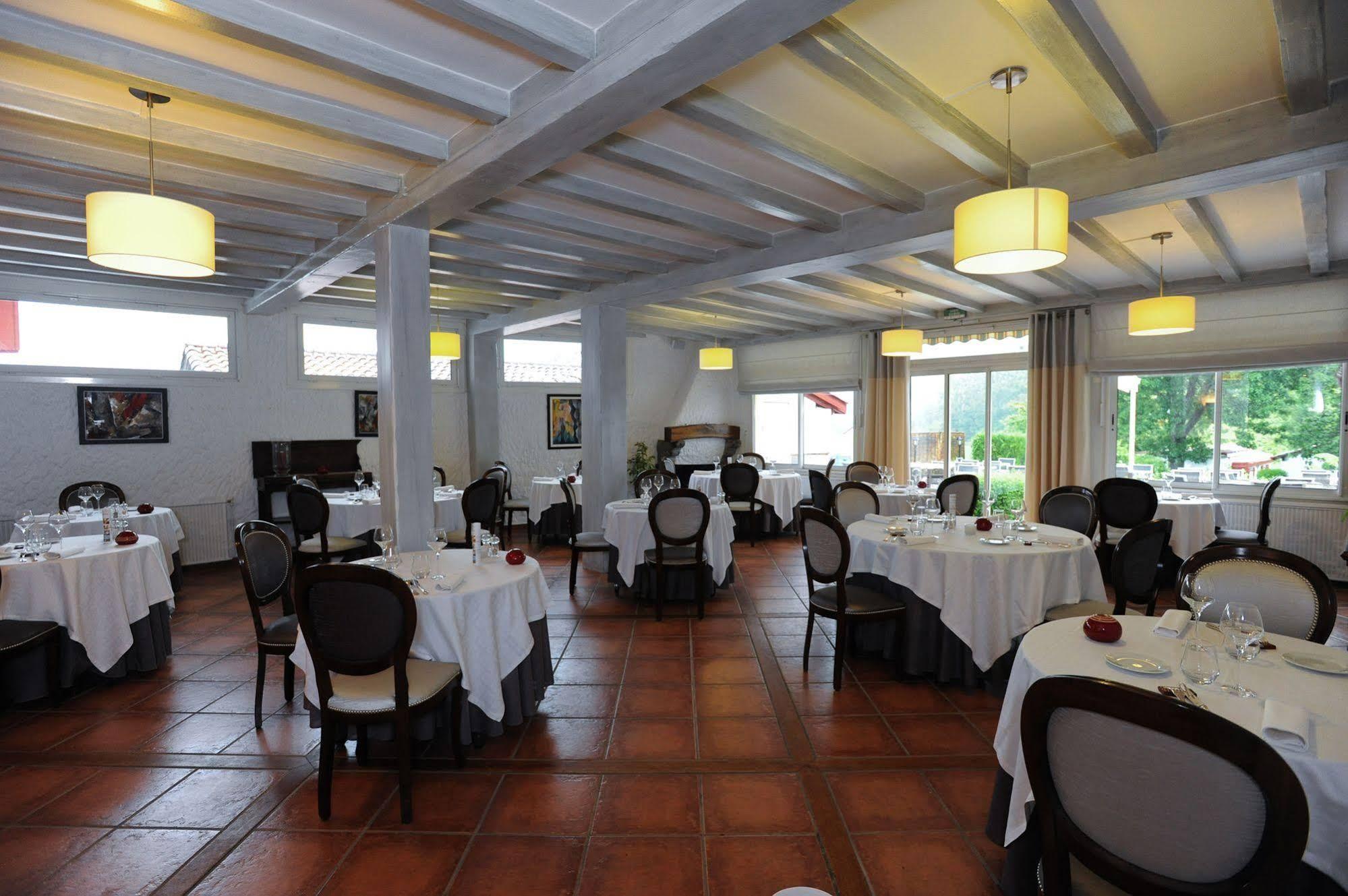 Hotel La Maison Oppoca Aïnhoa Esterno foto